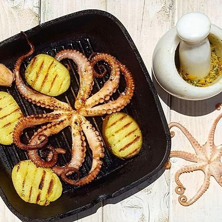 Vela E Bardhe Villa Dhermi Bagian luar foto