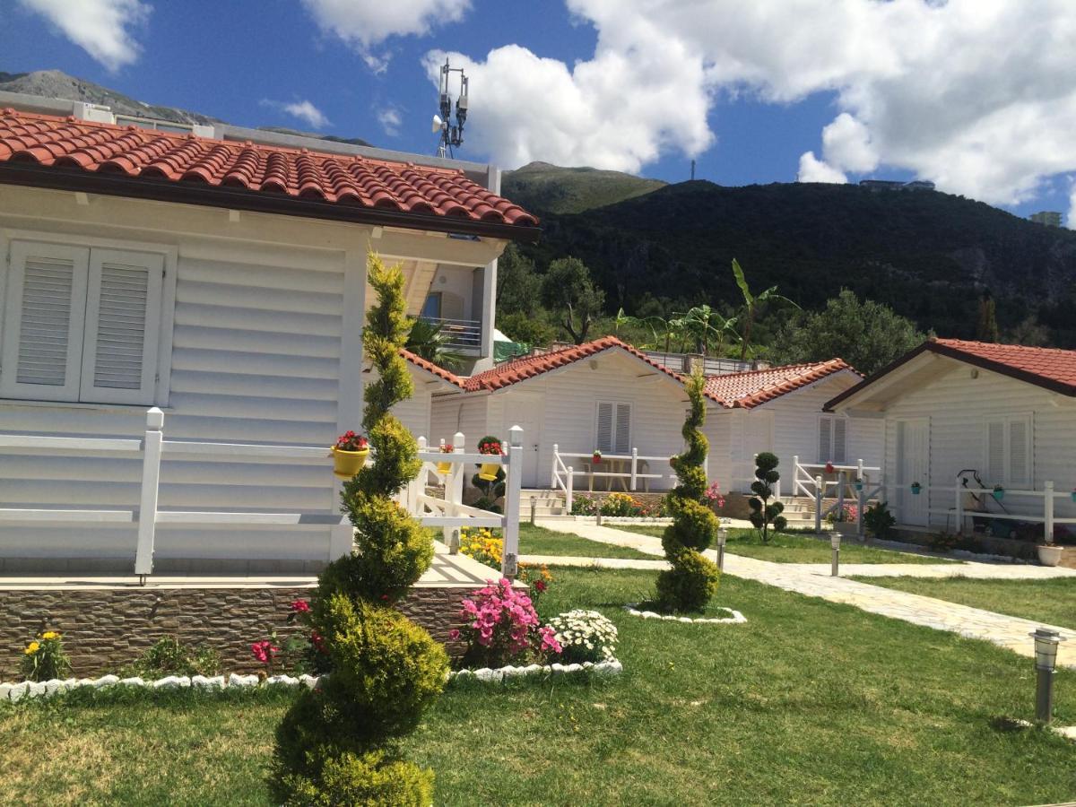 Vela E Bardhe Villa Dhermi Bagian luar foto
