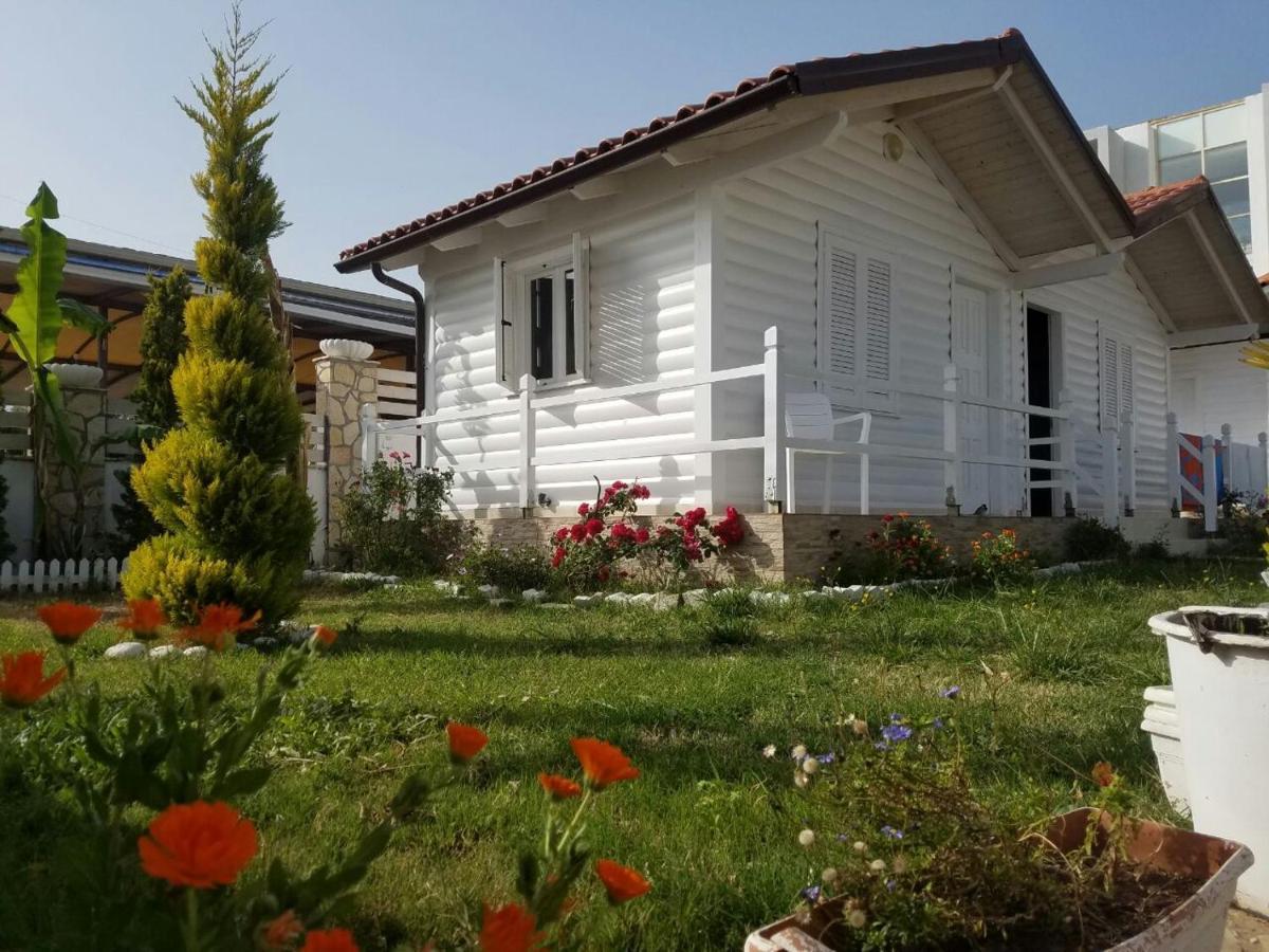 Vela E Bardhe Villa Dhermi Bagian luar foto