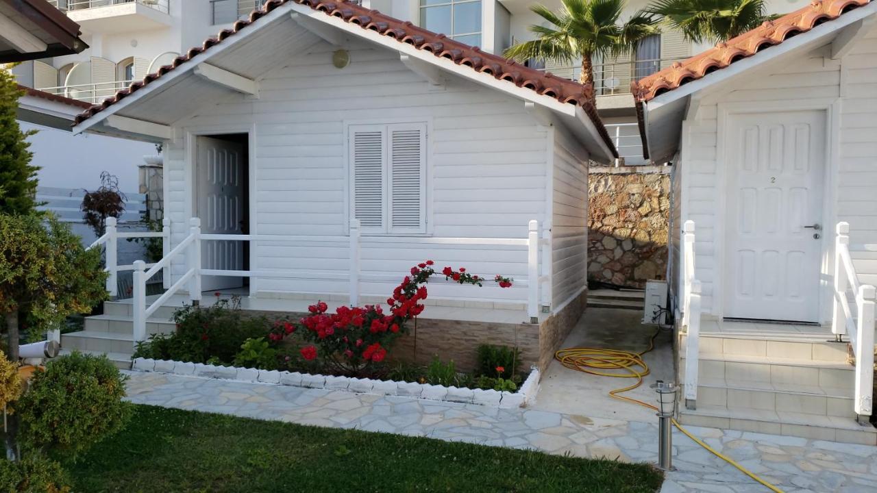 Vela E Bardhe Villa Dhermi Bagian luar foto