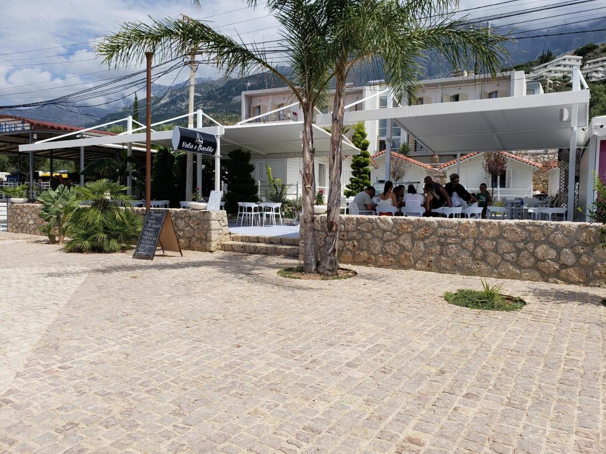 Vela E Bardhe Villa Dhermi Bagian luar foto