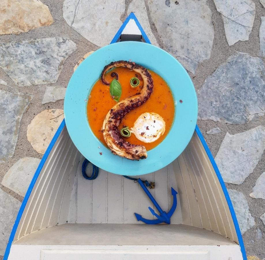 Vela E Bardhe Villa Dhermi Bagian luar foto